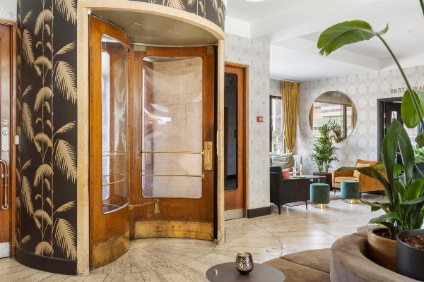Hotel Astoria, Best Western Signature Collection image 2